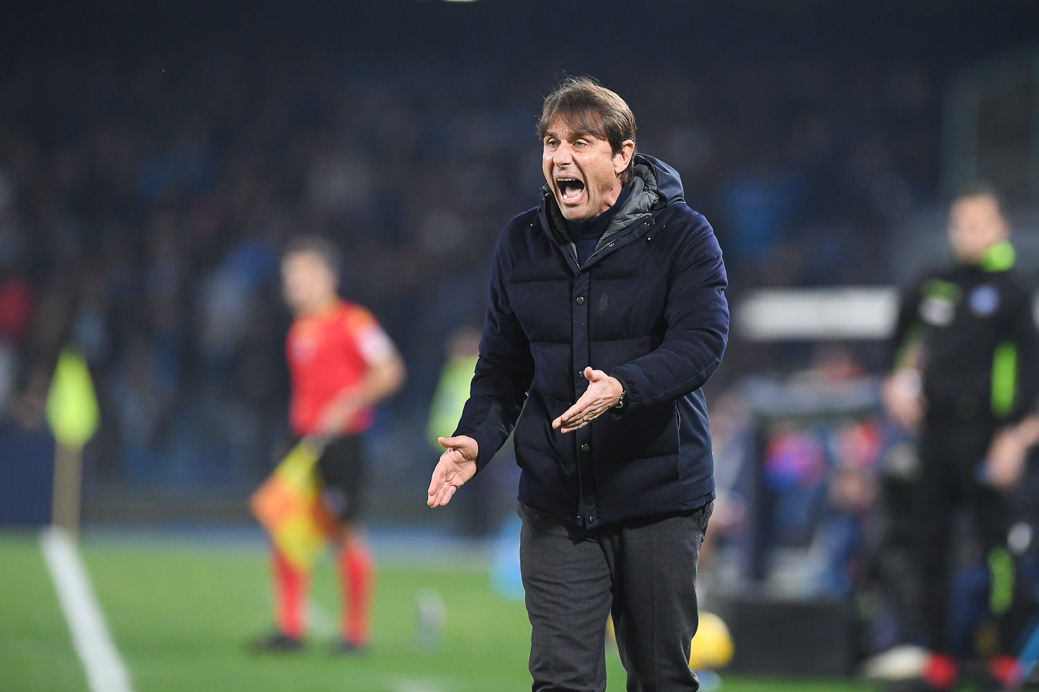 那不勒斯进攻火力全开，轻松战胜对手的简单介绍