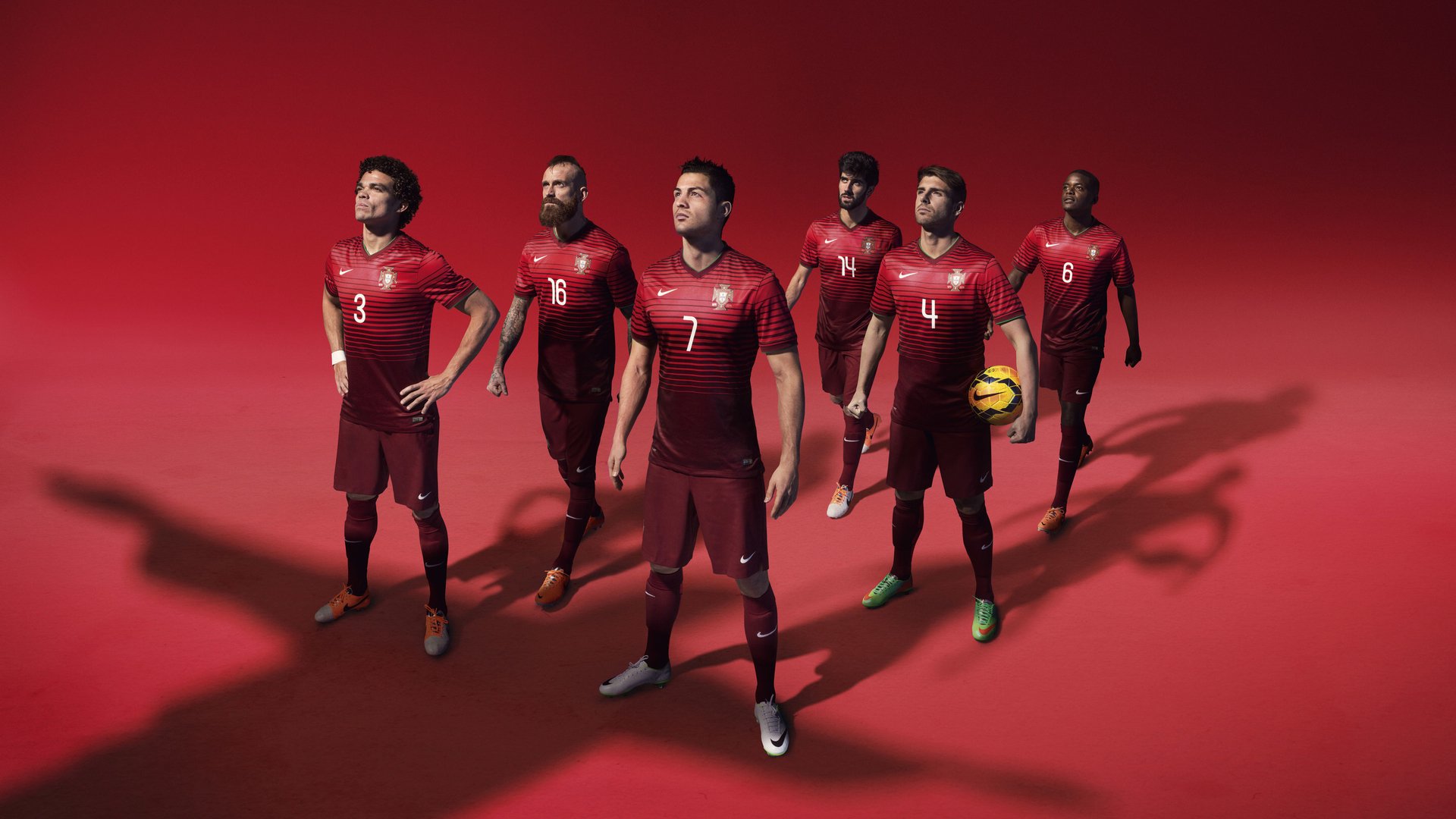 快船观众热烈欢呼！，穆古鲁扎迎来七赛季出色发挥引发球迷热议