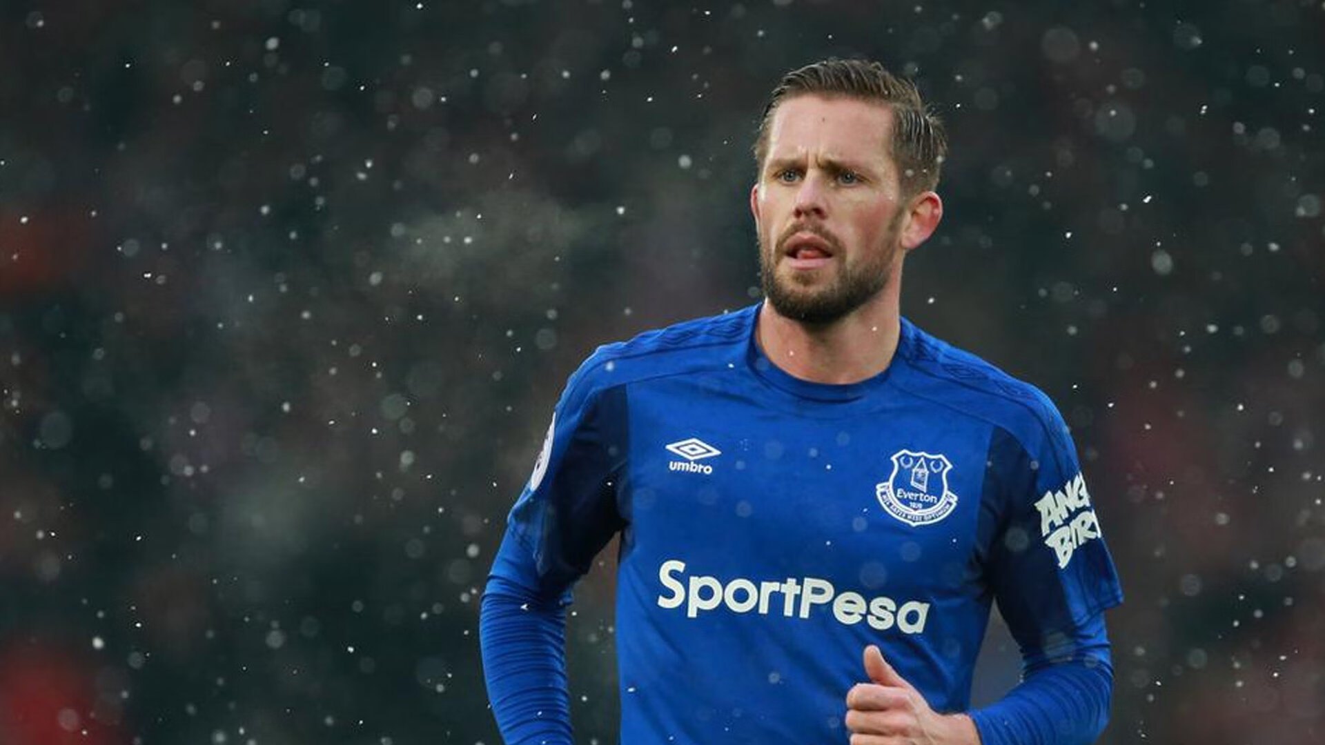 曼联带队取胜！，穆古鲁扎重要时刻重返赛场再创辉煌时刻